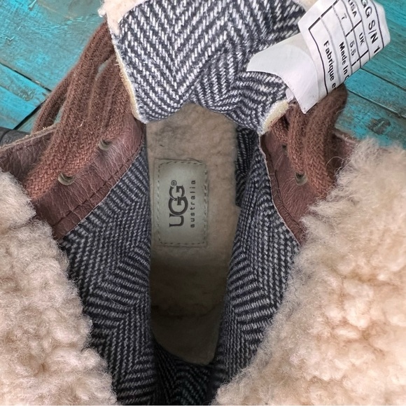 UGG Zea Chocolate Brown Wedge Ankle Shearling Boots Size 7 - Picture 16 of 16